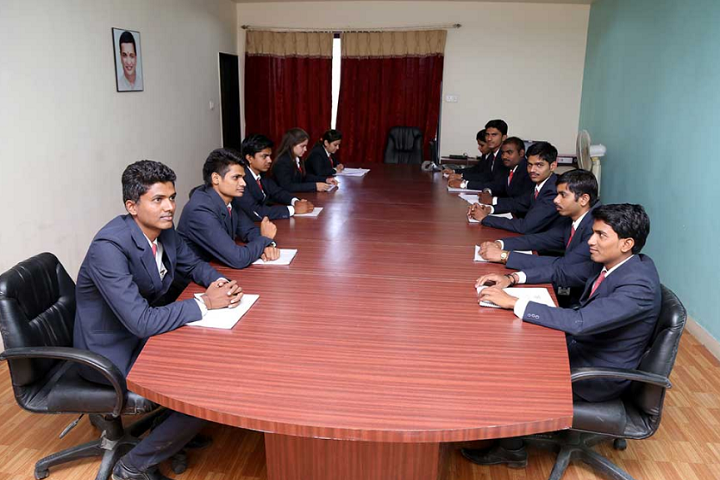 https://cache.careers360.mobi/media/colleges/social-media/media-gallery/8285/2018/11/28/Conference Room of Amrutvahini Institute of Management and Business Administration Sangamner_Others.png